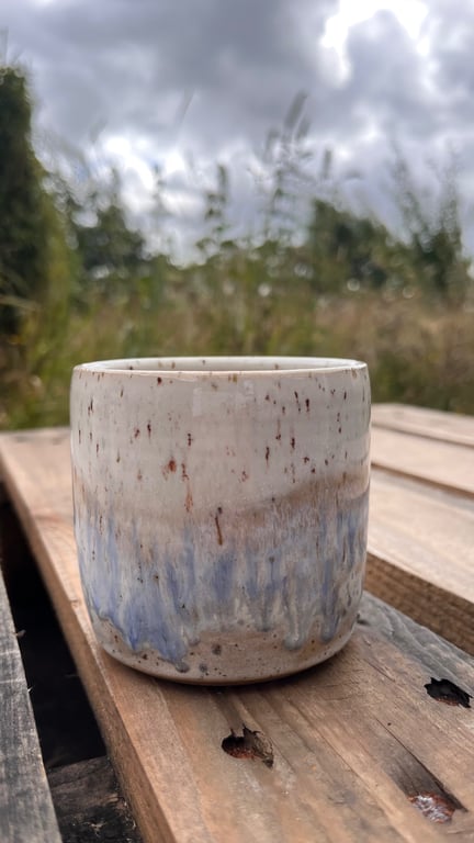 Blå plettet far kop. 330 ml. H: 8 cm billede 2