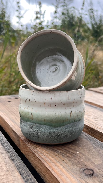Smørklokke. 220 ml. H: 8. D: 9,5 cm