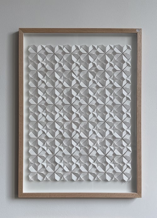 50x70cm, foldet værk, hvid, indrammet  (2)