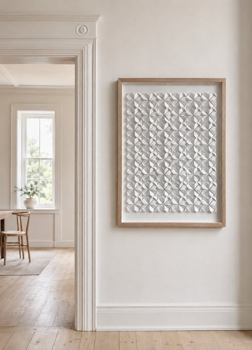 50x70cm, foldet værk, hvid, indrammet 
