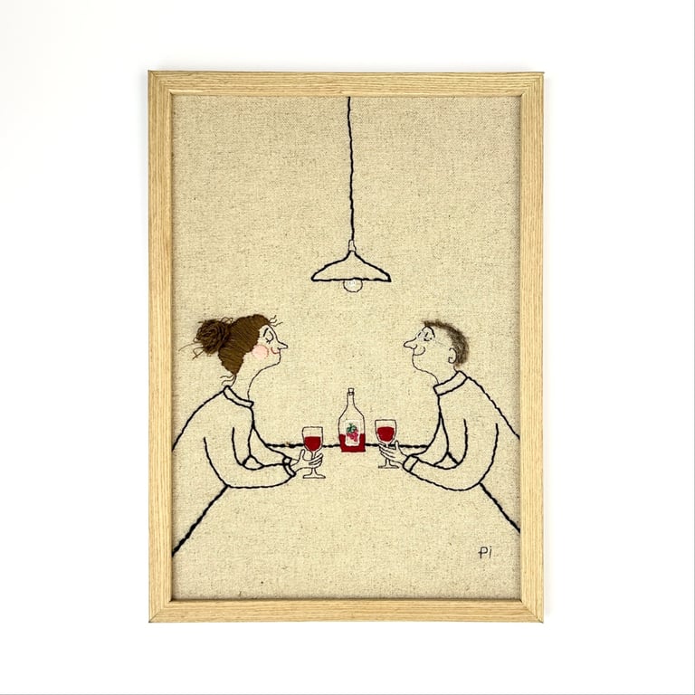 Rødvinshyggeligt – filthår – broderi 21 x 30 cm 