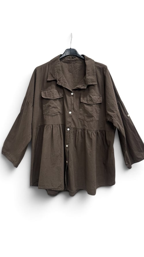Evy cotton shirt. Chokolate. Onesize 36-46. (2)