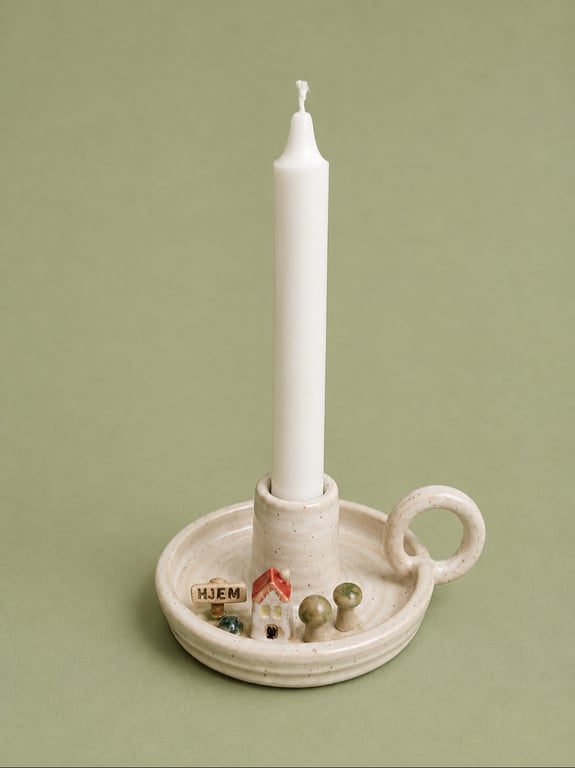Creme hvid Rustik lysestage med miniaturehus