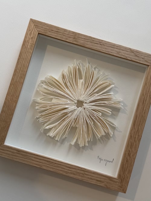 20x20cm, relief, indrammet 