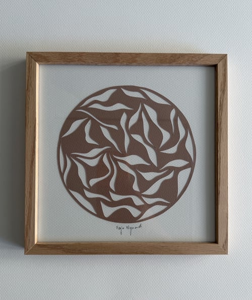 20x20cm, papercut, nougat, indrammet 