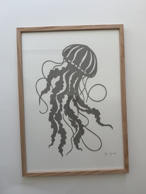 A3, papercut, stengrå, indrammet  (2)