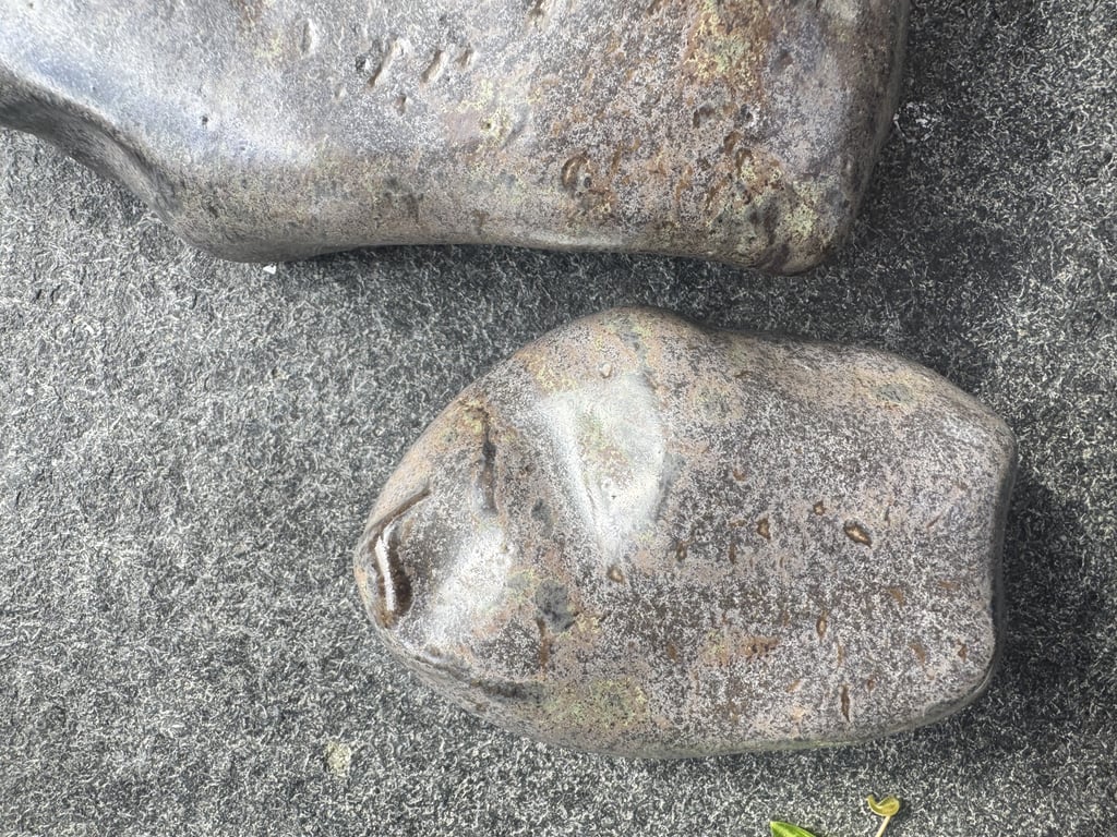DIS - sten vægskulptur billede 2