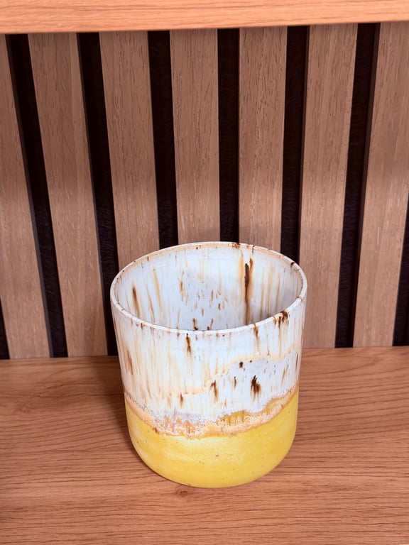 Gul vase billede 2
