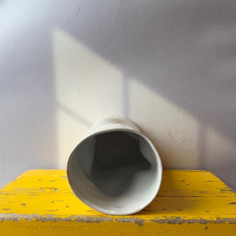 Krøllet vase hvid  billede 3