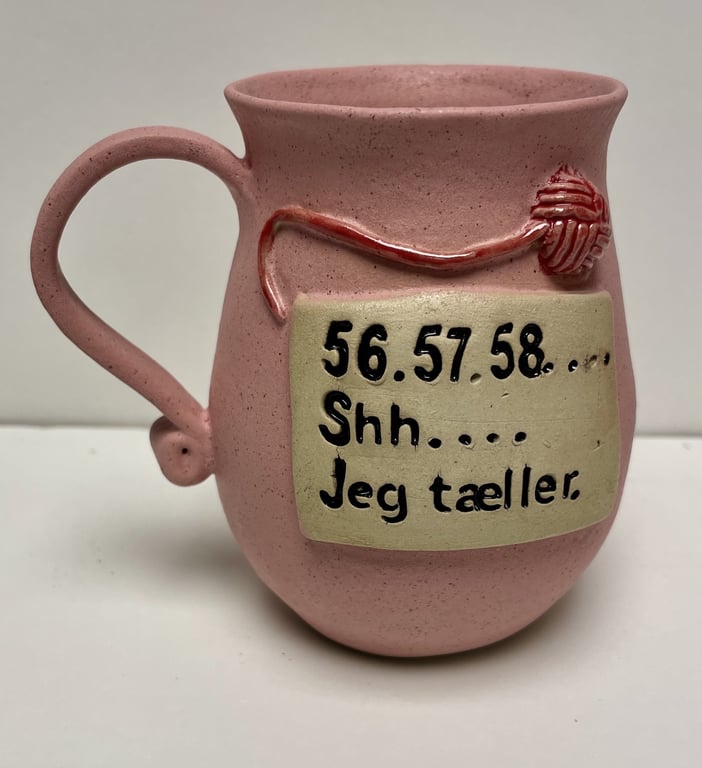 Keramik krus med tekst - 56.57.58.. Shh jeg tæller billede 2