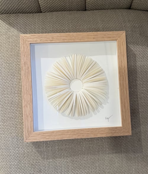 20x20cm, relief, indrammet 
