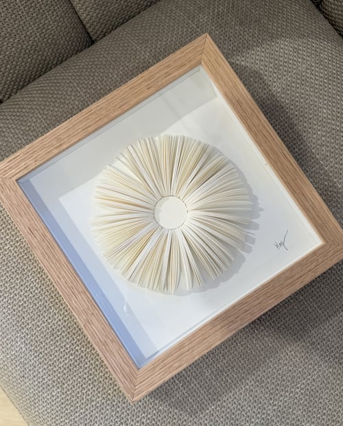 20x20cm, relief, indrammet  (2)