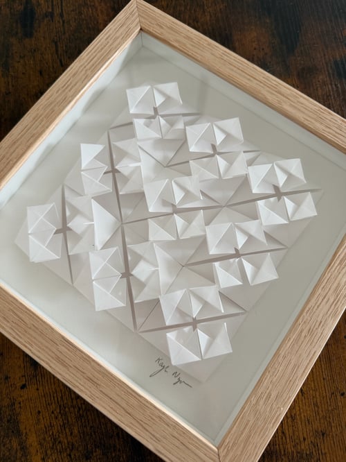 20x20cm, foldet værk, indrammet  (2)