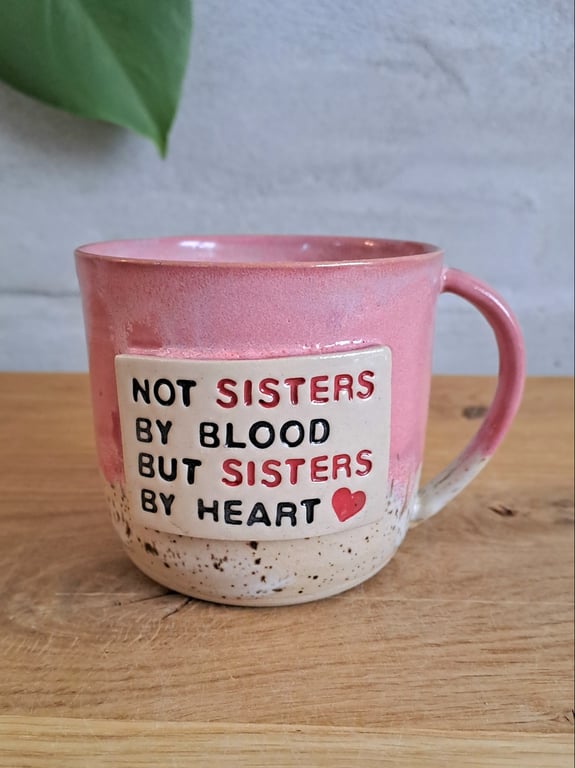Sisters koppen kan indeholde 350 ml.