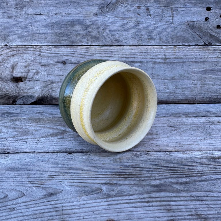 Bølge kop gul/ grøn glasur billede 2