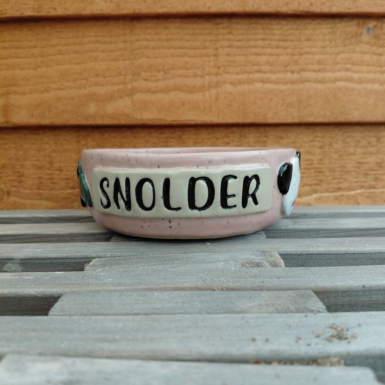Snolder lyserød