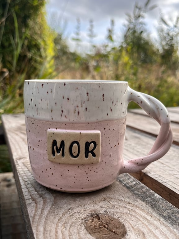 Lyserød mor kop. 370 ml. H: 8,5 cm