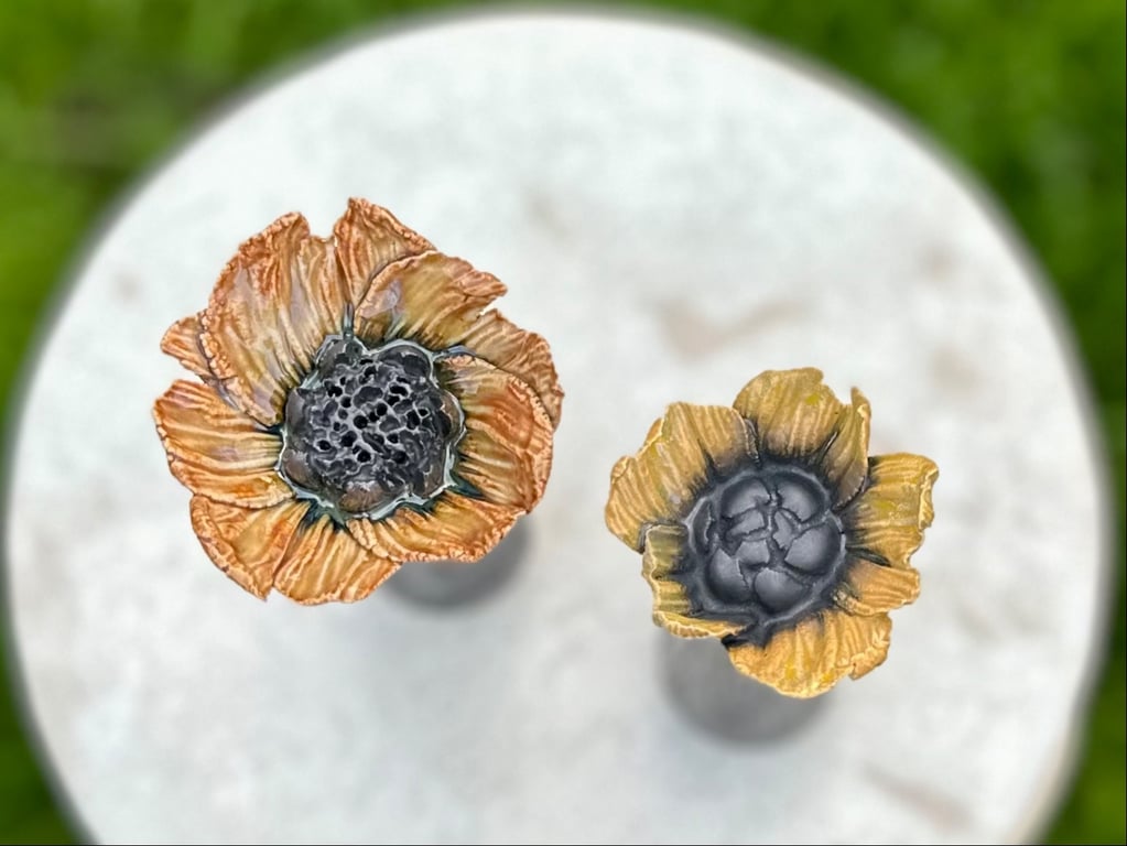 Blomsterpar m håndformede blade billede 2