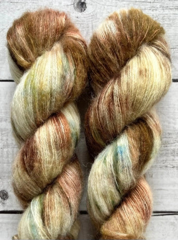 Garn: Håndfarvet fra M-L Sjøgren - Suri Alpaca Silk billede 2