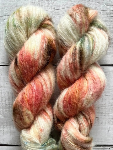 Garn: Håndfarvet fra M-L Sjøgren - Suri Alpaca Silk billede 4