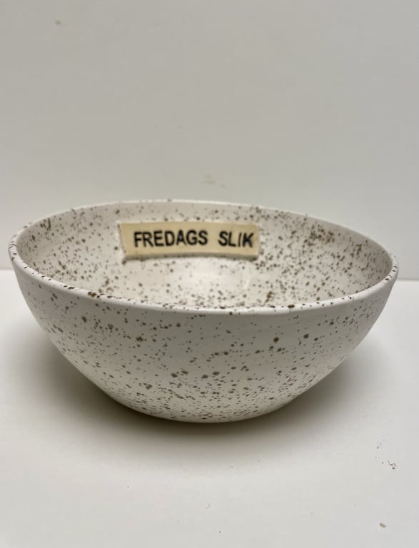 Keramik Skål med tekst -  Fredags slik billede 2