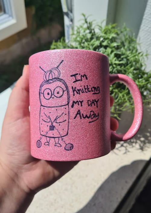 Krus: im knitting my day away (11)