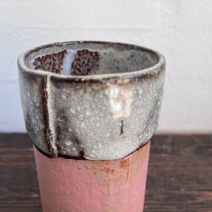 Vase med overlap, lyserød/aske , lille – produktbillede