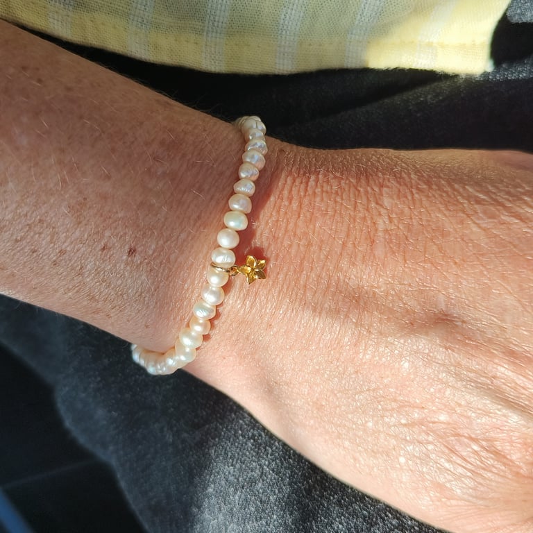 Elfenbens-blomst armbånd billede 4
