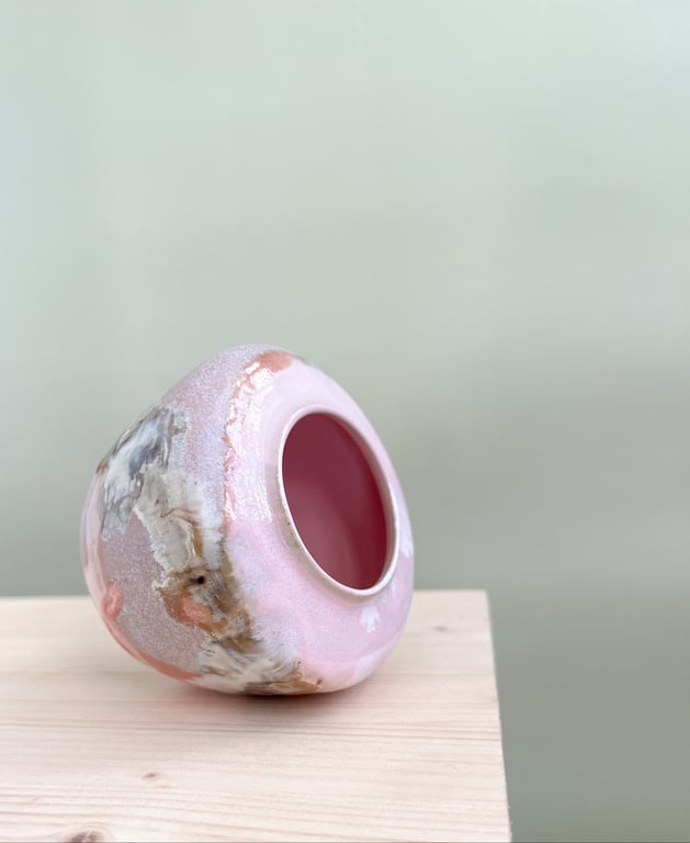Rosa Twist vase