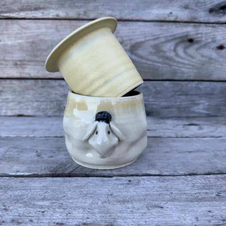 Smørklokke får hørgul