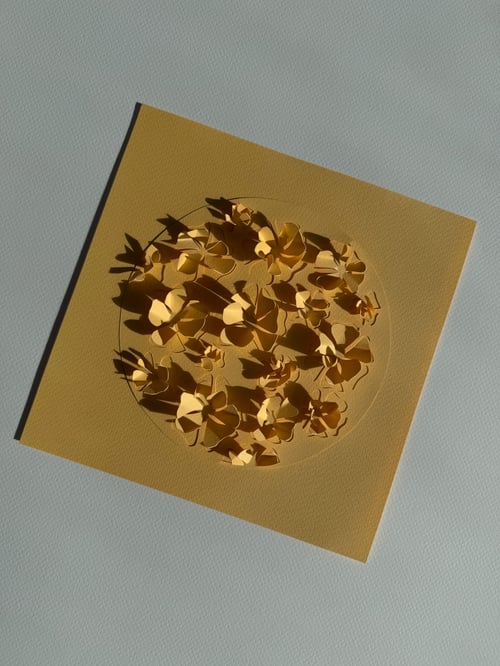 20x20cm, papercut, pastelgul, indrammet  (3)
