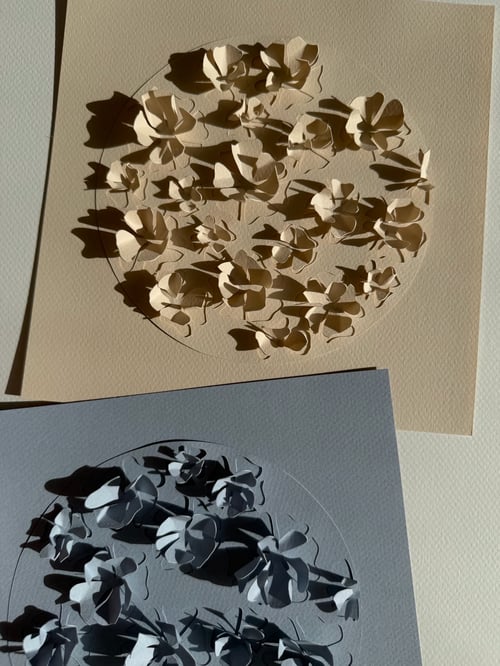 20x20cm, 3D papercut, lys beige, indrammet  (3)