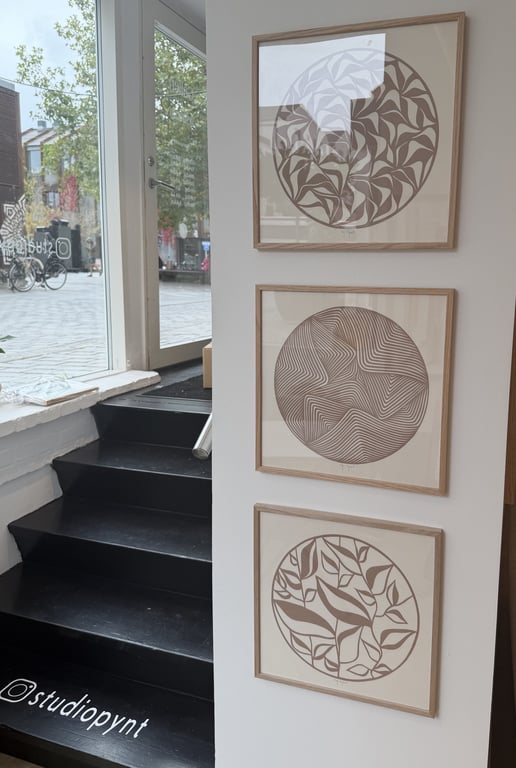 40x40cm, papercut, nougat-beige, indrammet  billede 4