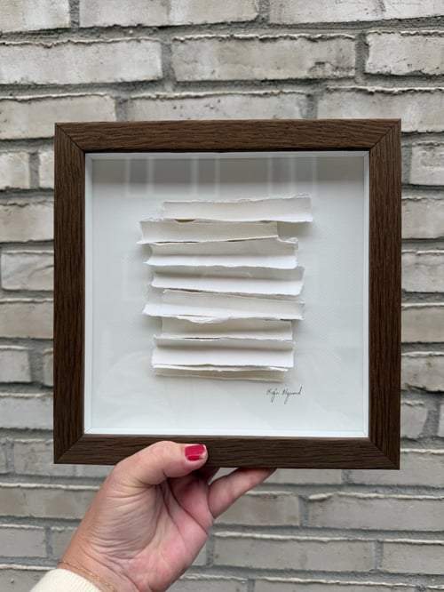 20x20cm, relief, indrammet mørk eg (valnød) (2)