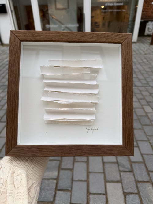 20x20cm, relief, indrammet mørk eg (valnød) (3)