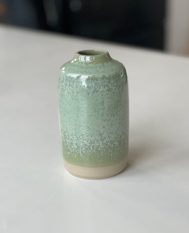 Vase, kobbergrøn - 11 cm