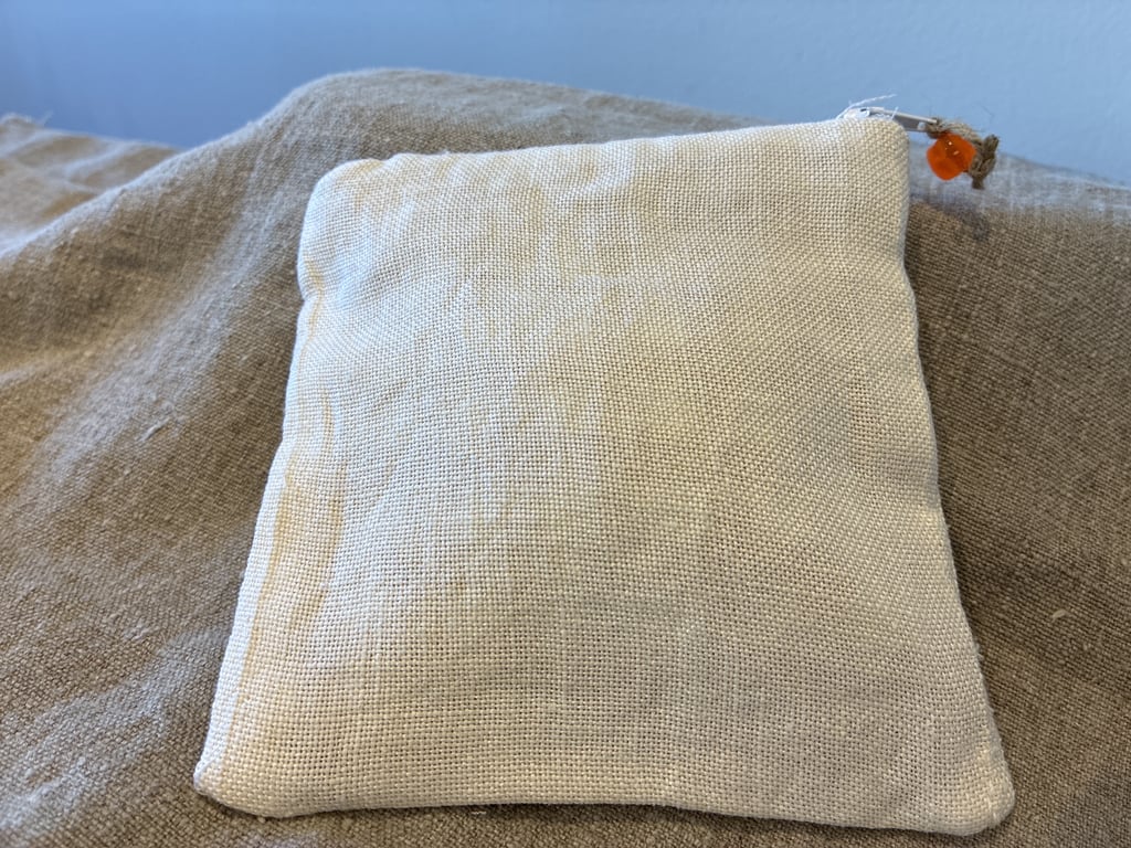 Pung med broderi  billede 2