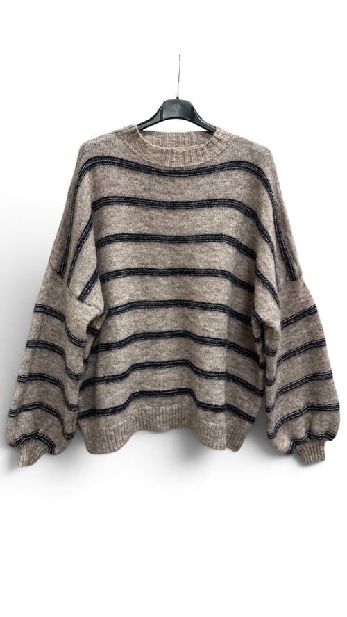 Luca knit blouse. Cappuccino w stripes. Onesize 36-46. (3)