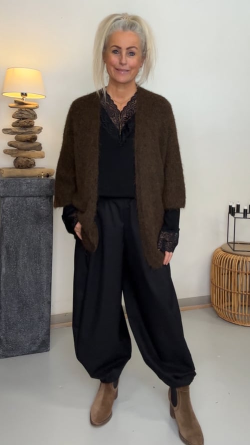Ninna soft cardigan, Hot chokolate. Onesize str. 36-46. (2)
