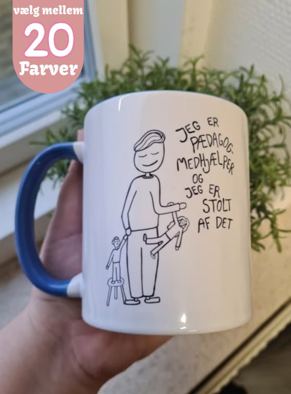 Krus: Jeg er pædagogmedhjælper og jeg er stolt af det (kort hår)