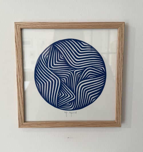 20x20cm, papercut, kongeblå, indrammet  (2)