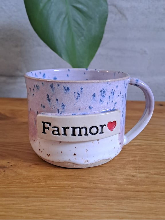 Farmor koppen kan indeholde 300 ml.