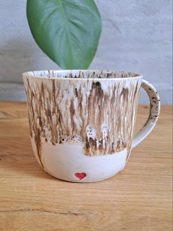 Oneheart koppen kan indeholde 375 ml. 