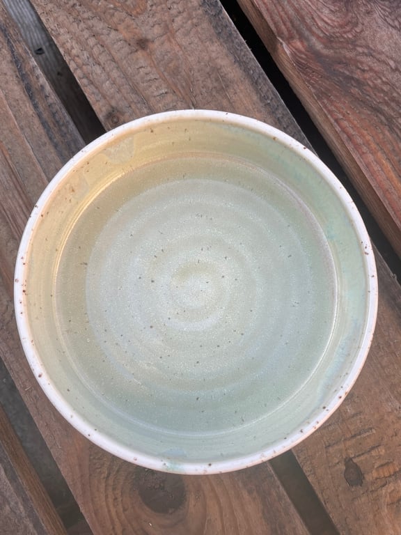 Grøn slikskål. D: 17 H: 5 cm billede 3