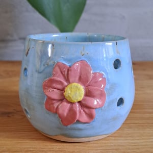 Fyrfadsstage med blomster – produktbillede