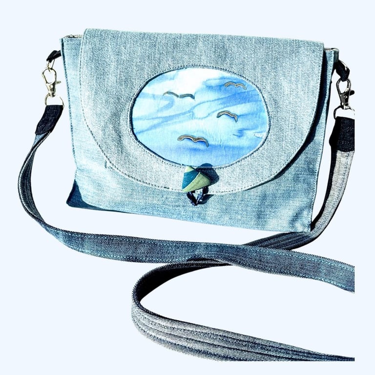 Betsy Crossbody