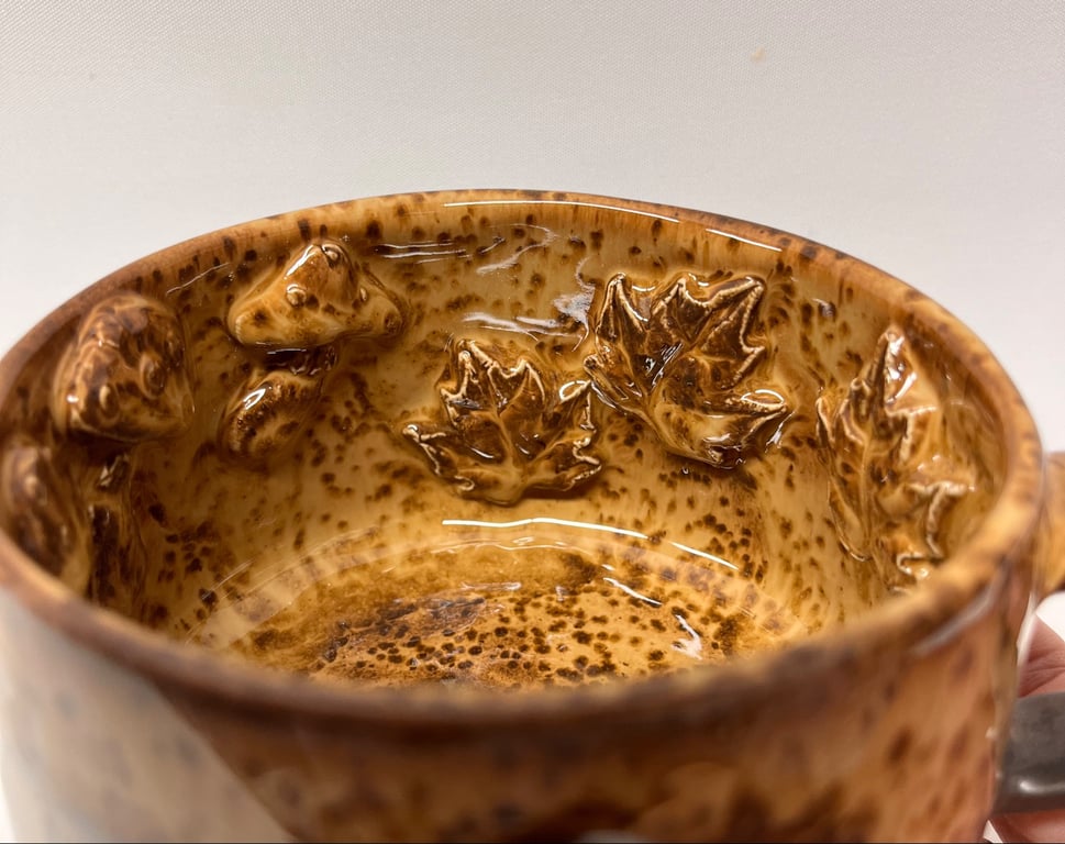 Krus i gyldne farver  billede 2