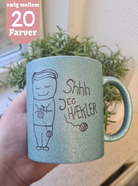 Krus: shhh jeg hækler (kort hår)
