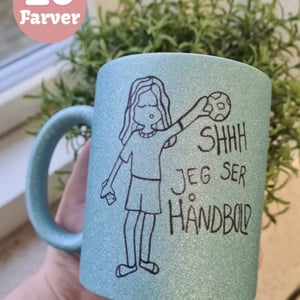 Krus: Shhh jeg ser håndbold (langt hår) – produktbillede