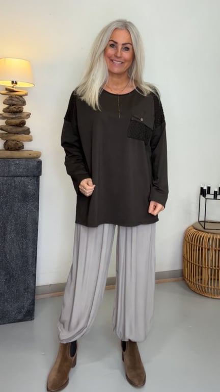 Tenna basic cotton sæt. Chokolate/sand. Onesize 36-46.